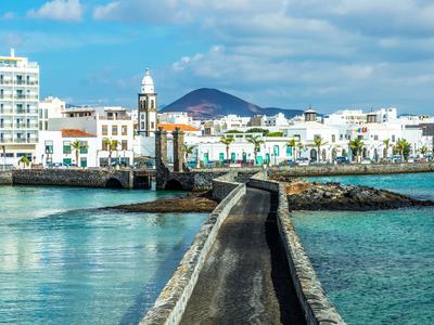Hôtels Îles Canaries : Comparez les hôtels (Îles Canaries) à partir de 14  €/nuit sur KAYAK