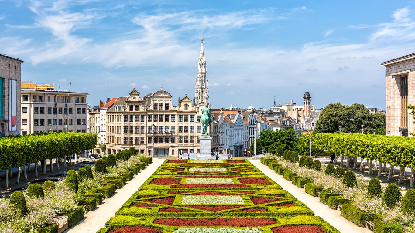 Location de van Bruxelles, Mini-vans et passagers dès 37 €/jour |