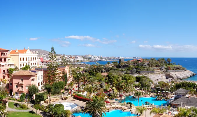 Séjours à Playa de las Américas dès 435 € - Recherchez un vol+hôtel sur  KAYAK