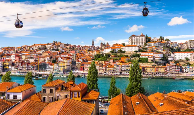 Séjours à Porto dès 201 € - Recherchez un vol+hôtel sur KAYAK