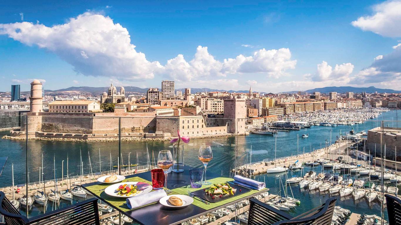 Sofitel Marseille Vieux-Port à partir de 107 €. Hôtels à Marseille - KAYAK