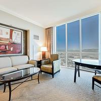 Stripviewsuites At Signature