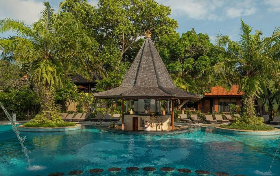 Bali Tropic Resort & Spa à partir de 77 €. Complexes hôteliers à South Kuta  - KAYAK